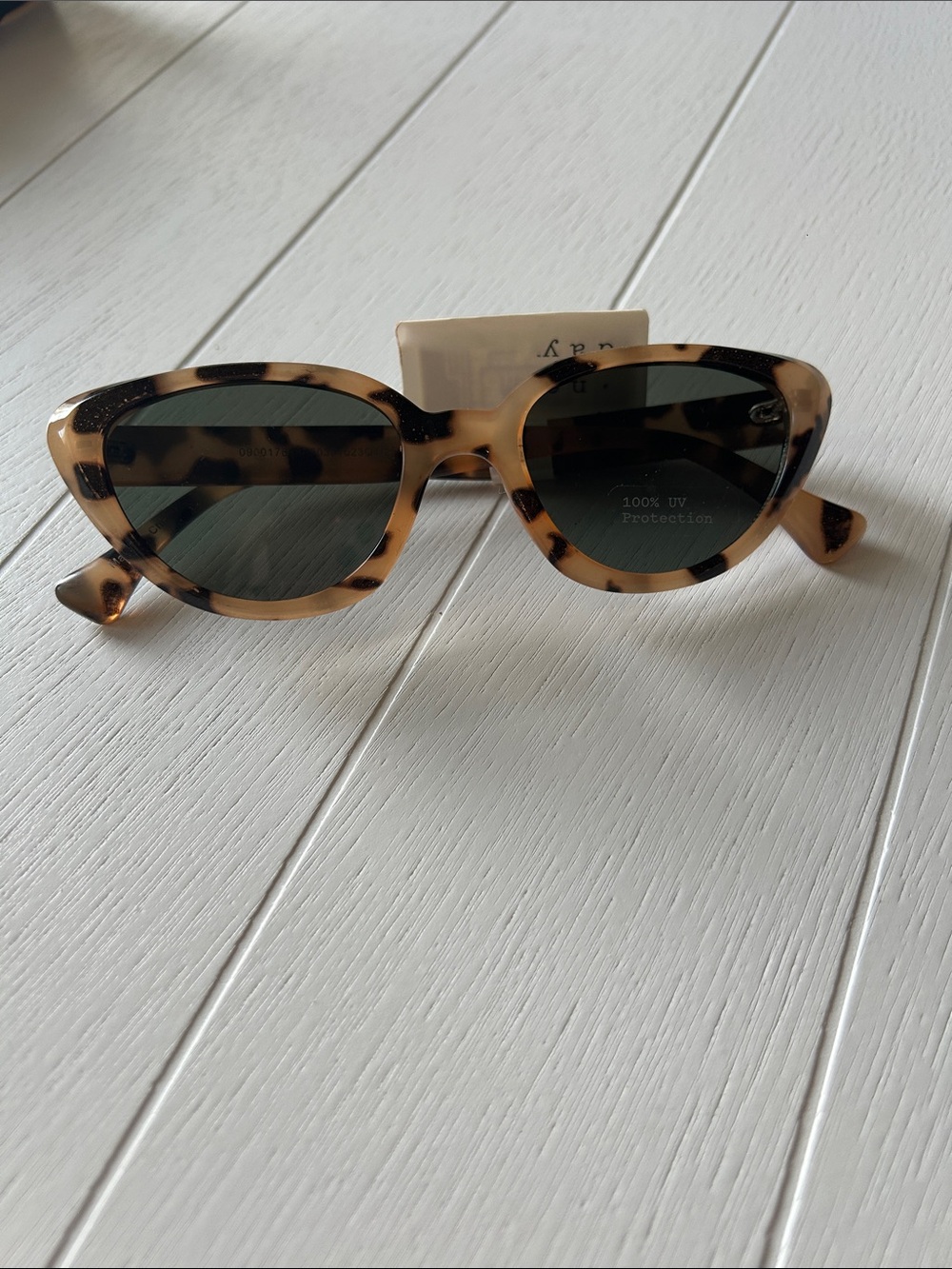 a new day Women’s Tortoiseshell Cat-Eye Sunglasses - Brown/Black